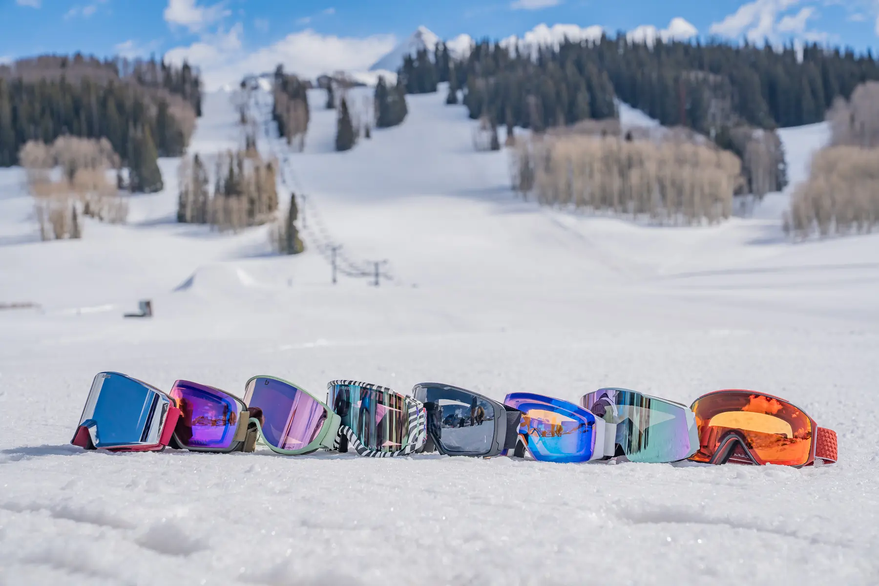 Best Ski Goggles for Beginners 2025: Guide to Lens Tech and Fit