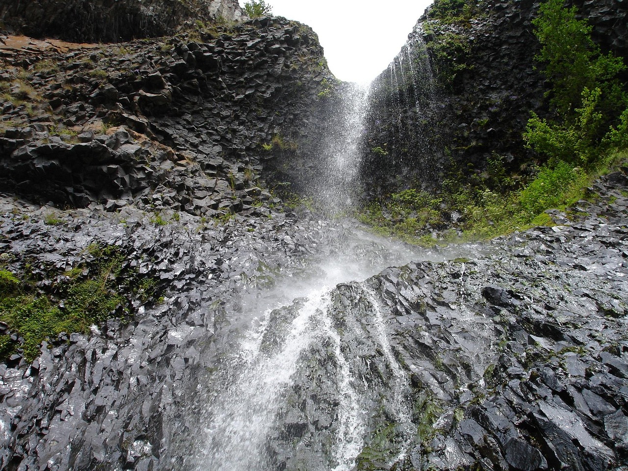 Symmetrical vertical basalt columns at Devils Postpile National Monument.