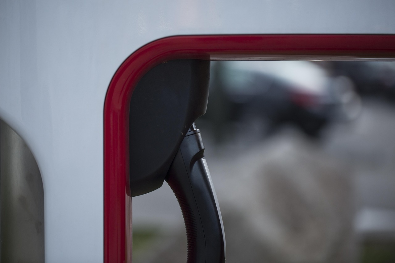 The success of zero-emission transit depends on the availability of a 'Green Grid' and rapid shore-side charging.