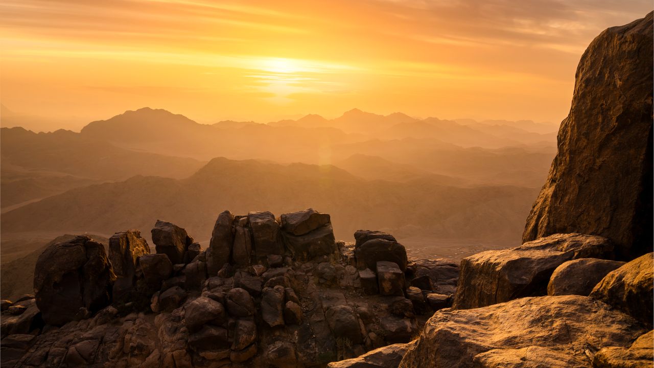 Trekking Sinai: Discover Hidden Trails with Egypt's Local Bedouin Guides