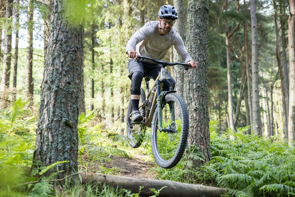 8 Best Men's Mountain Bike Shorts of 2025: Expert Buying & Care Guide